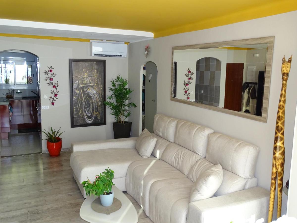 Apartament Delicias *